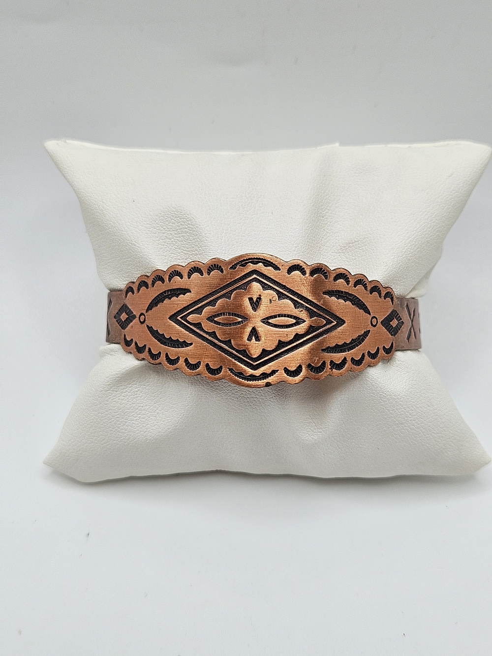 VINTAGE Wheeler Manufacturing WM Southwestern Copper Cuff Bracelet Unisex Signed